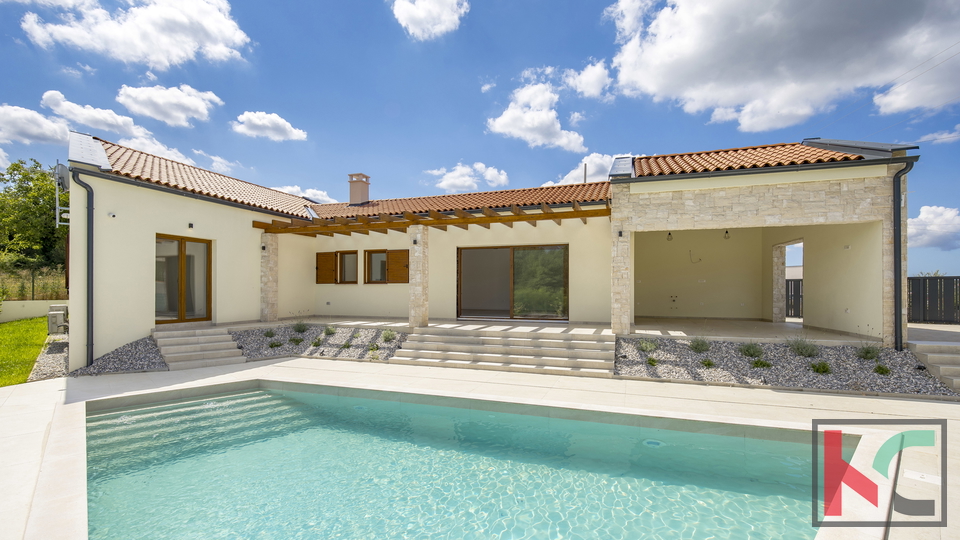 LUKSUZNA VILA&comma; 200m2&comma;TINJAN&comma; &num;NAJAM