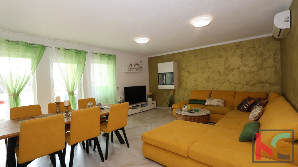 MEDULIN&comma; STAN SA TRI SPAVA&Cacute;E SOBE I VRTOM&comma; &num;PRODAJA