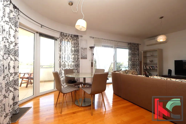 ISTRA, ŠTINJAN - KOMFORAN STAN S POGLEDOM NA MORE, #PRODAJA