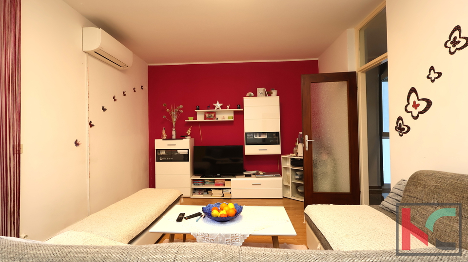 PULA&comma; VIDIKOVAC&comma; SUN&Ccaron;ANI STAN SA POGLEDOM NA MORE&comma; 1SS&plus;DB 66M2 &num;PRODAJA