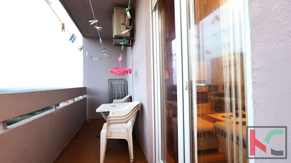 PULA&comma; VIDIKOVAC&comma; SUN&Ccaron;ANI STAN SA POGLEDOM NA MORE&comma; 1SS&plus;DB 66M2 &num;PRODAJA