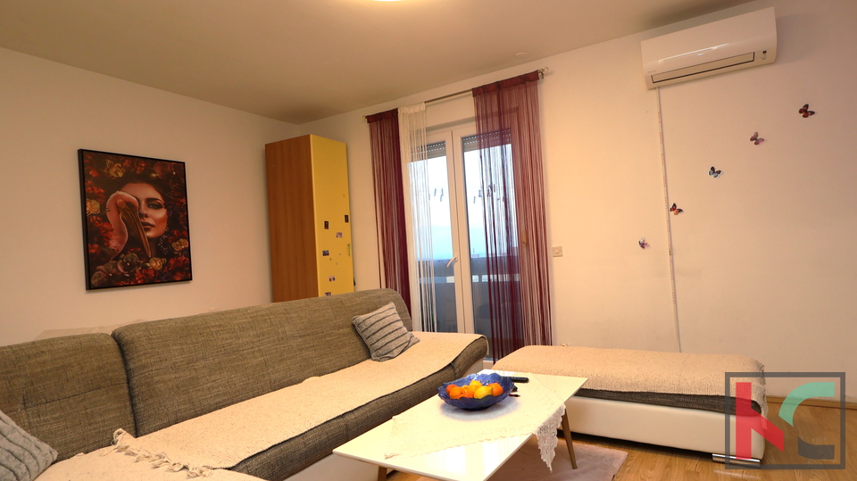 PULA&comma; VIDIKOVAC&comma; SUN&Ccaron;ANI STAN SA POGLEDOM NA MORE&comma; 1SS&plus;DB 66M2 &num;PRODAJA