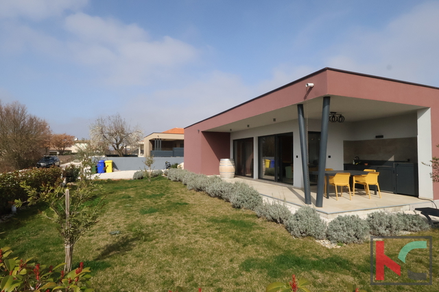 Casa, 102 m2, Vendita, Sveti Lovreč