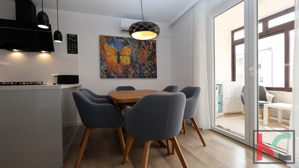 PULA&comma; &Scaron;IJANA&comma; KOMPLETNO ADAPTIRAN I URE&Dstrok;EN STAN 77&comma;87m2&comma; &num;PRODAJA