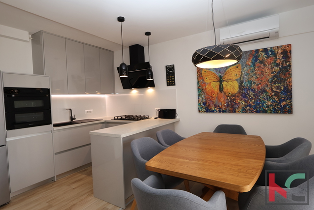 PULA, ŠIJANA, KOMPLETNO ADAPTIRAN I UREĐEN STAN 77,87m2, #PRODAJA