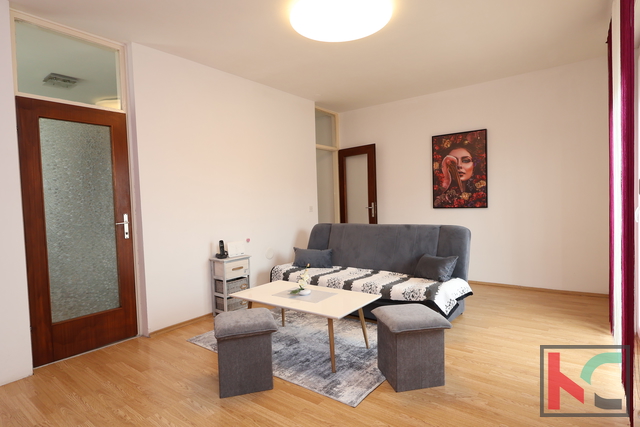 PULA, VIDIKOVAC, SUNČANI STAN SA POGLEDOM NA MORE I GRAD, 1SS+DB 66M2 #PRODAJA