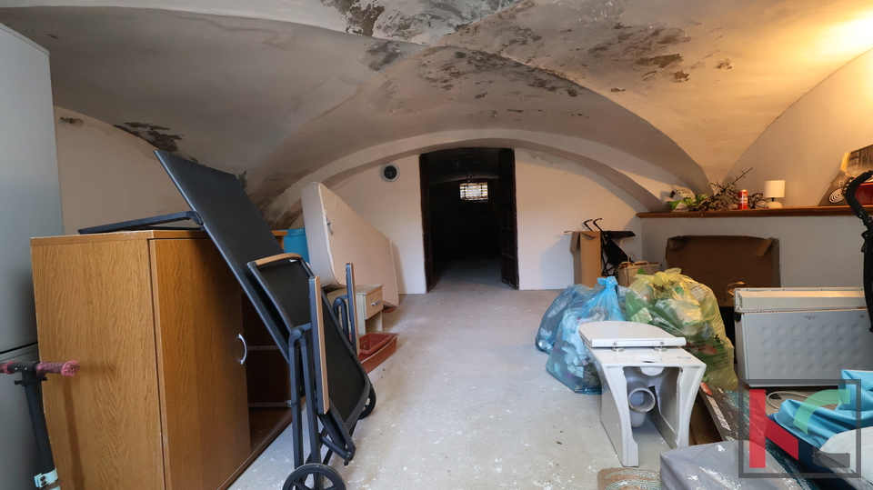 Apartment&comma; 180 m2&comma; For Sale&comma; Vodnjan