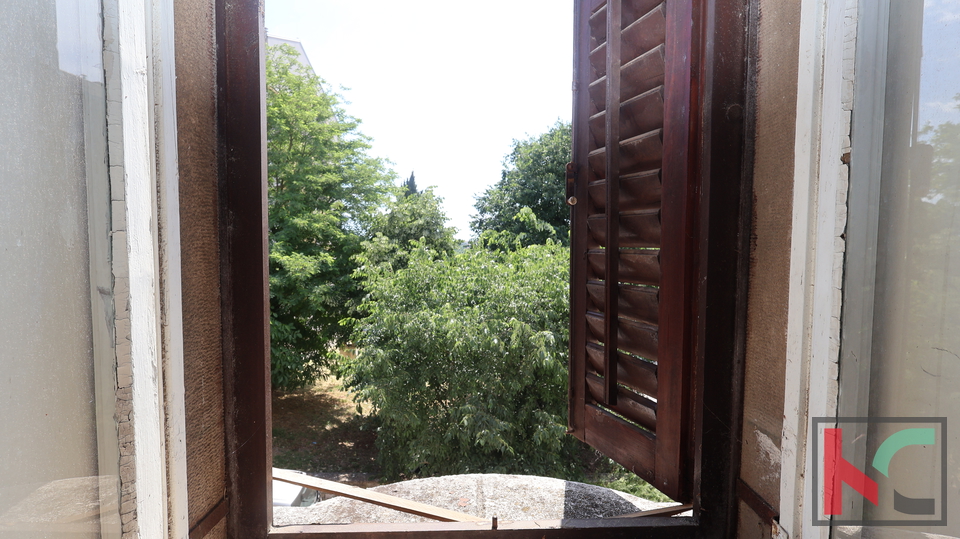 MONTE ZARO&comma; PULA&comma; AUSTROUGARSKA ZGRADA&comma; 1KAT&comma; 3SS&plus;DB &num;PRODAJA
