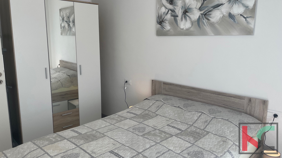 PULA, ŠIJANA, MODERNE MEHRFAMILIENHAUS MIT GARAGE UND TERRASSE, #VERKAUF