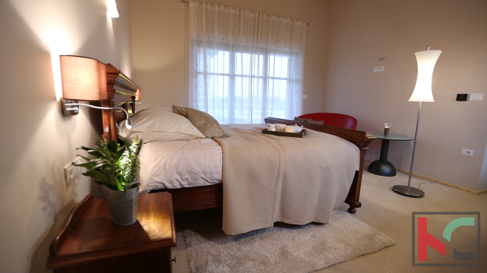 Haus&comma; 400 m2&comma; Verkauf&comma; Svetvin&ccaron;enat - Jur&scaron;i&cacute;i