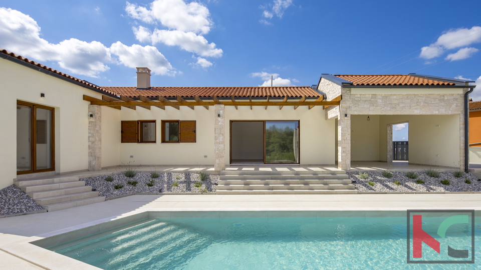 LUKSUZNA VILA&comma; 200m2&comma;TINJAN&comma; &num;NAJAM