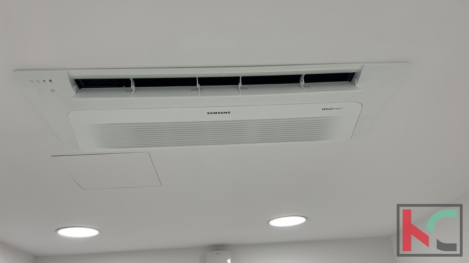 Uffici&comma; 18 m2&comma; Affitto&comma; Pula - Centar