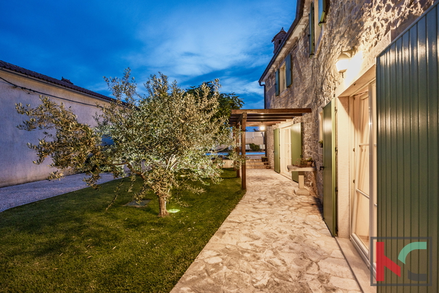 ISTRA, KRNICA – MODERN VILLA WITH 4 BEDROOMS, HEATED POOL, LANDSCAPED YARD, #FOR SALE