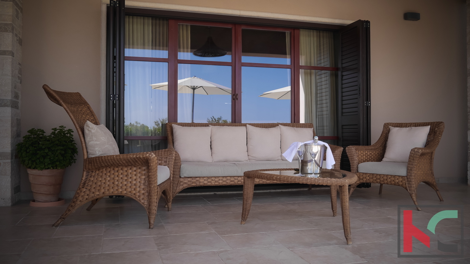 Haus&comma; 400 m2&comma; Verkauf&comma; Svetvin&ccaron;enat - Jur&scaron;i&cacute;i