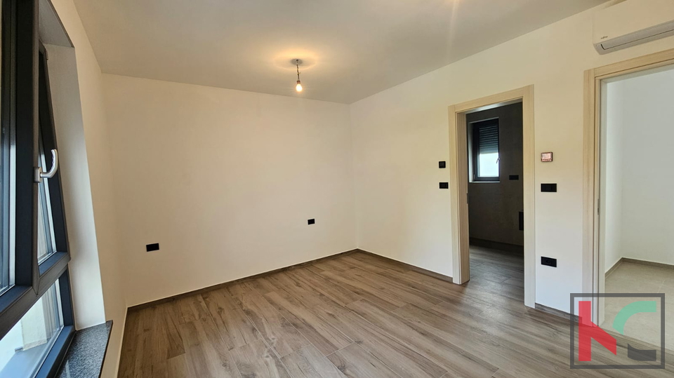 ISTRA, MEDULIN, KUĆA SA DVIJE STAMBENE JEDINICE, UREĐENA OKUĆNICA, GRIJANI BAZENI, 2 GARAŽE, #PRODAJA