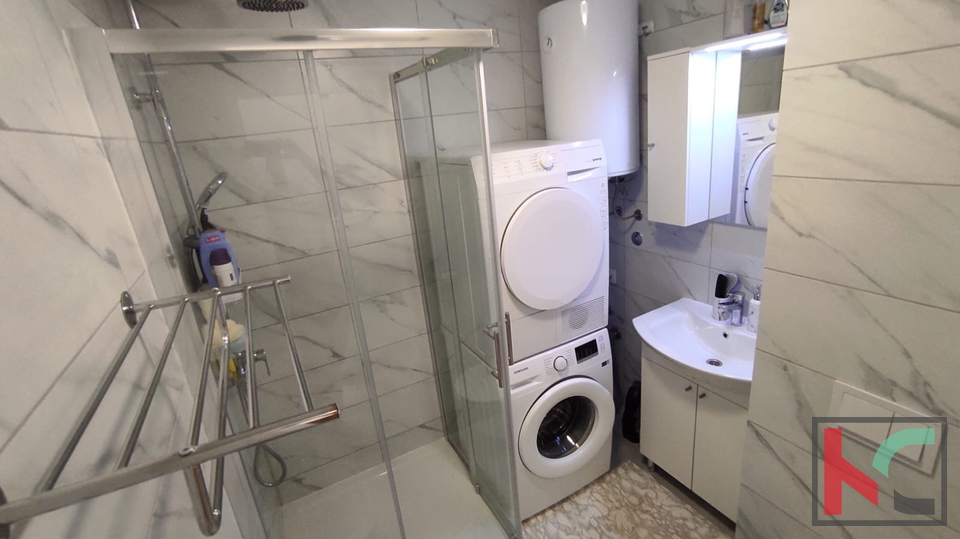 Pula&comma; &Scaron;ijana&comma; renovierte Dreizimmerwohnung in guter Lage&comma; Aufzug &num;Verkauf