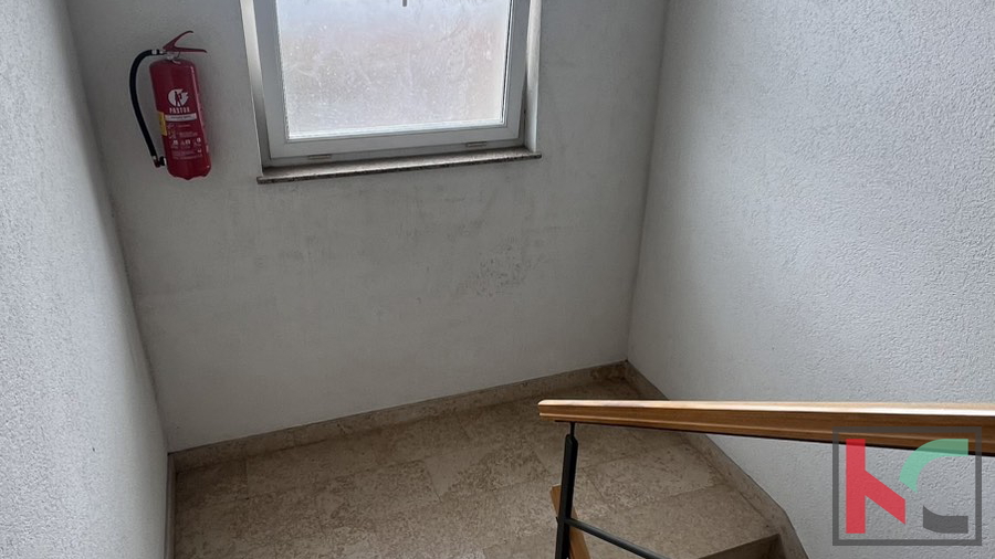 PULA, DVOSOBNI STAN NA PRVOM KATU  U NOVIJOJ GRADNJI #PRODAJA