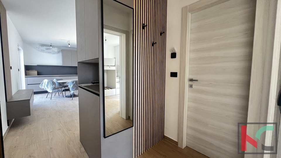 PULA, VALDEBEK, MODERAN TROSOBNI OBITELJSKI STAN #PRODAJA