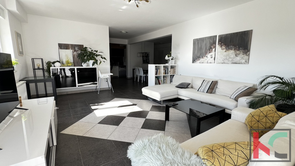 ISTRA, LIŽNJAN, PREKRASAN TROSOBNI STAN S POGLEDOM NA MORE #PRODAJA