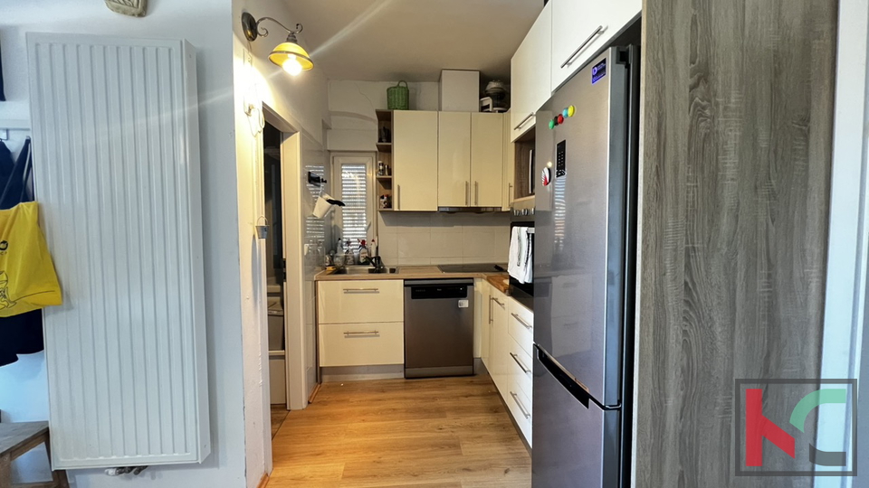 PULA&comma;  CENTAR&comma; TROSOBNI STAN KOD ARENE &num;PRODAJA