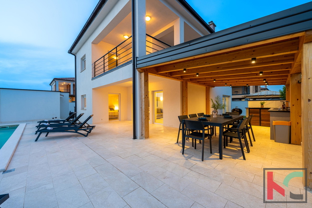 Haus, 180 m2, Verkauf, Vodnjan