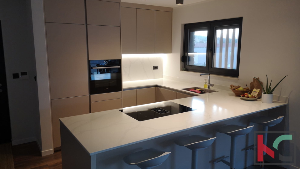 ISTRA&comma; PORE&Ccaron;&comma; PUTINI&comma; SAMOSTOJE&Cacute;A KU&Cacute;A 117&comma;52m2&comma; &num;PRODAJA