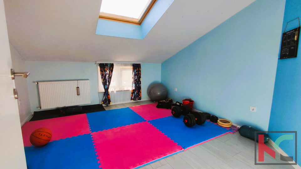 PULA,STAN SA 3 SPAVAĆE SOBE,NOVIJA GRADNJA, LIFT, #PRODAJA