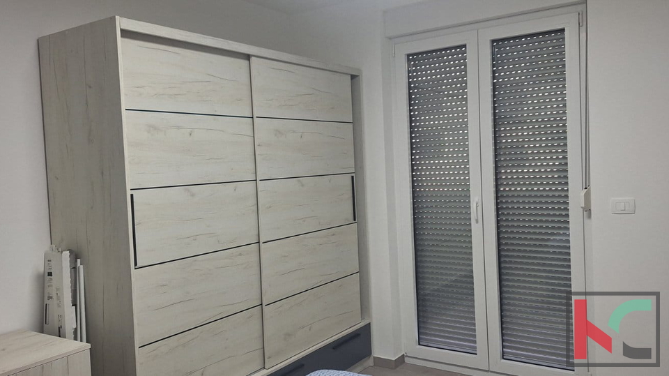 ISTRA&comma; PULA&comma; STAN NOVOGRADNJA 79&comma;36M2 SA 100M2 PRIPADAJU&Cacute;EG VRTA