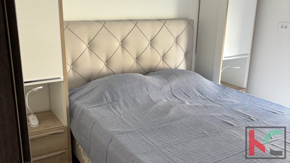 ISTRA&comma; PULA&comma; STAN NOVOGRADNJA 79&comma;36M2 SA 100M2 PRIPADAJU&Cacute;EG VRTA