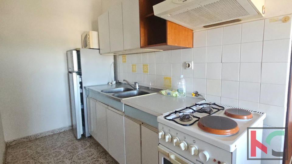 PULA&comma; STAN SA POGLEDOM NA MORE&comma; 3 SS&plus;DB &num;PRODAJA