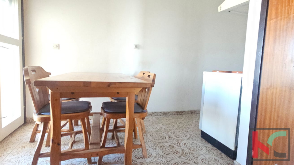 PULA&comma; STAN SA POGLEDOM NA MORE&comma; 3 SS&plus;DB &num;PRODAJA