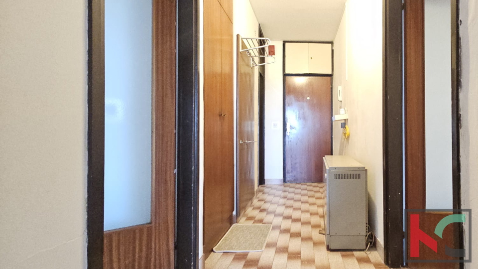 PULA&comma; STAN SA POGLEDOM NA MORE&comma; 3 SS&plus;DB &num;PRODAJA