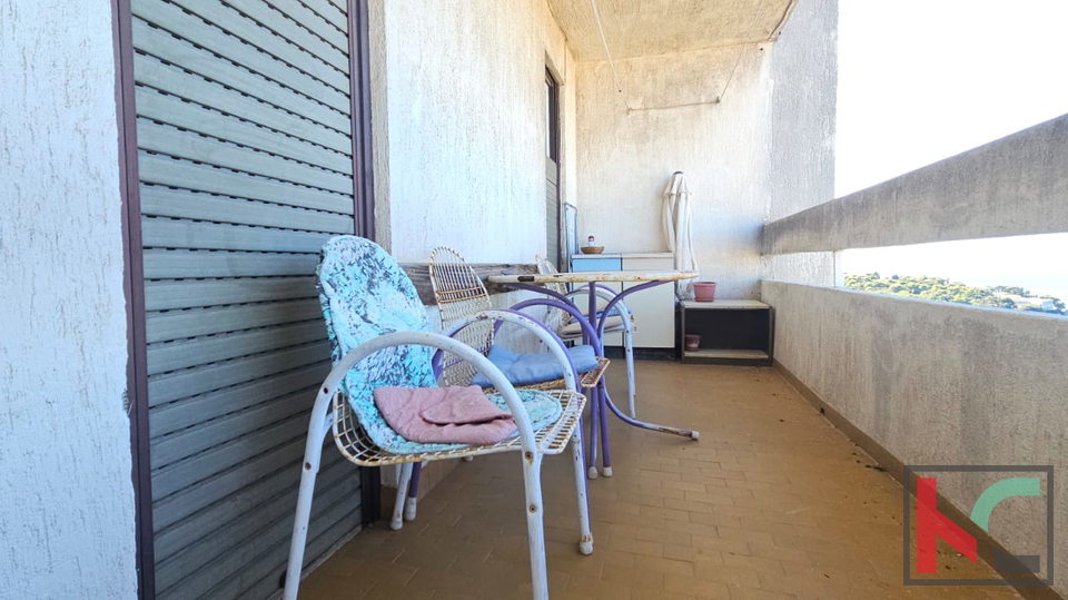 PULA&comma; STAN SA POGLEDOM NA MORE&comma; 3 SS&plus;DB &num;PRODAJA