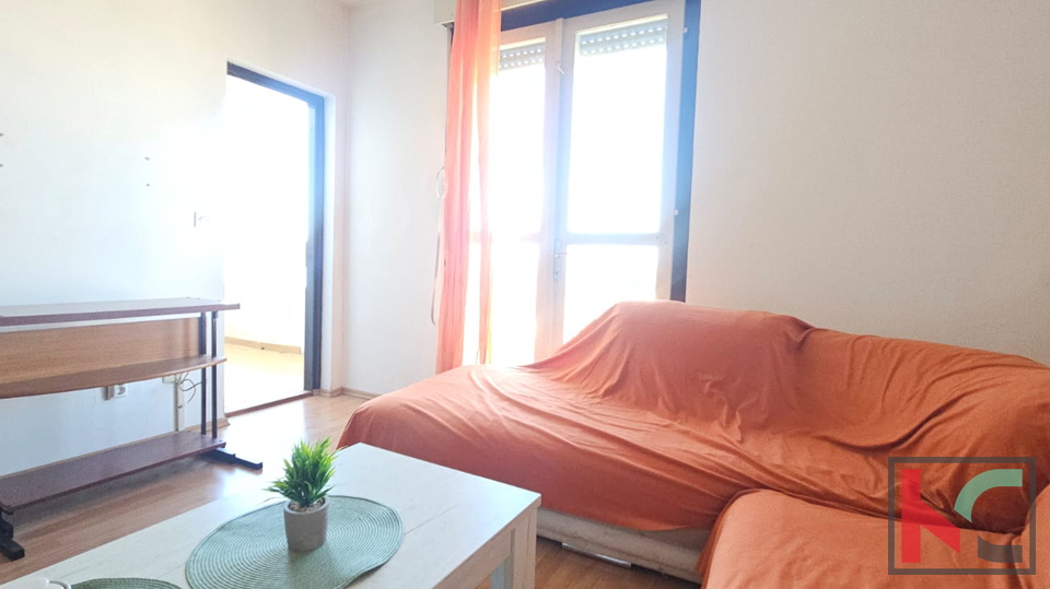 PULA&comma; STAN SA POGLEDOM NA MORE&comma; 3 SS&plus;DB &num;PRODAJA