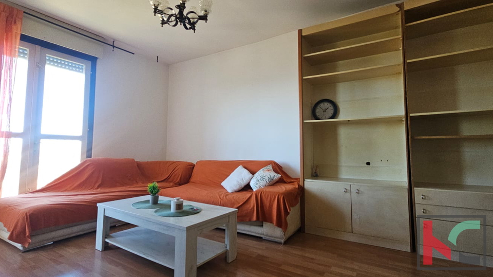 PULA&comma; STAN SA POGLEDOM NA MORE&comma; 3 SS&plus;DB &num;PRODAJA