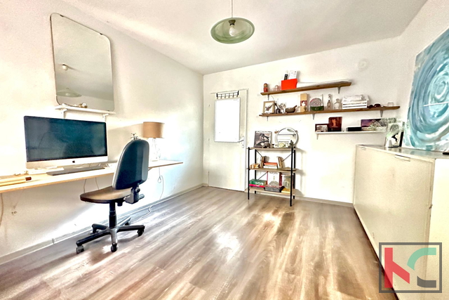 House, 80 m2, For Sale, Pula - Širi centar