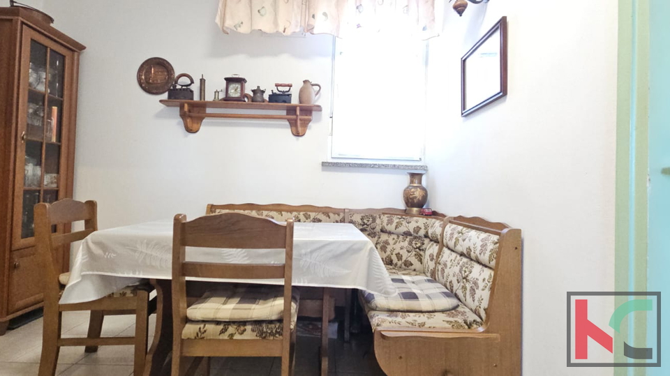 ISTRA, PULA, STAN SA POGLEDOM NA MORE , 2SS+DB#PRODAJA