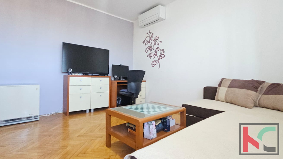 ISTRA, PULA, STAN SA POGLEDOM NA MORE , 2SS+DB#PRODAJA