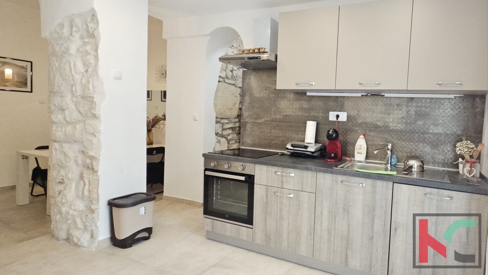 ISTRA&comma; PULA&comma; CENTAR&comma; TROSOBAN STAN &num;PRODAJA