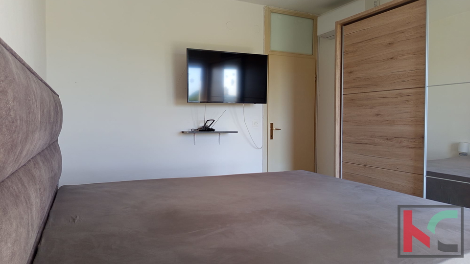 PULA, VERUDA, OBITELJSKI ČETVEROSOBNI STAN NA POŽELJNOJ LOKACIJI #PRODAJA