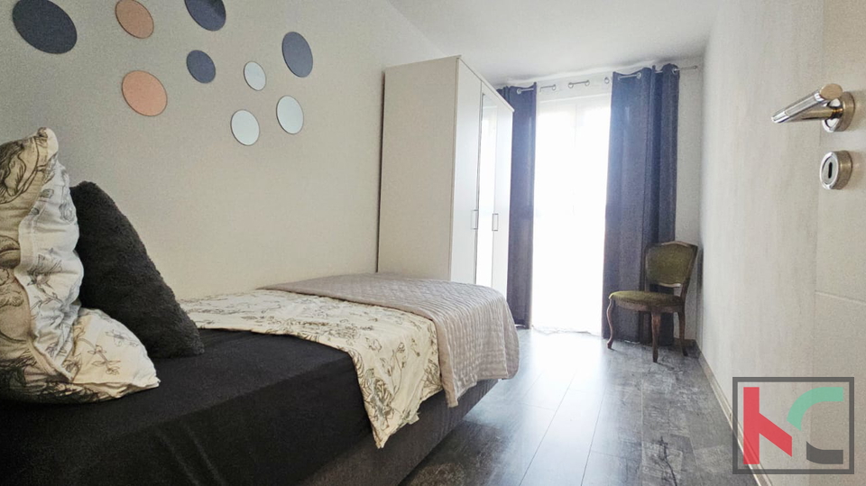 ROVINJ&comma; &Ccaron;ETVEROSOBAN STAN SA TERASOM NA ODLI&Ccaron;NOJ LOKACIJI &num;PRODAJA