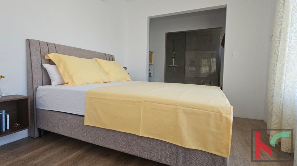 BANJOLE&comma; MODERNA VILA  SA POGLEDOM NA MORE &num;PRODAJA