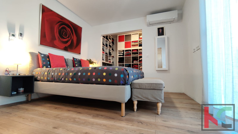 BANJOLE&comma; MODERNA VILA  SA POGLEDOM NA MORE &num;PRODAJA