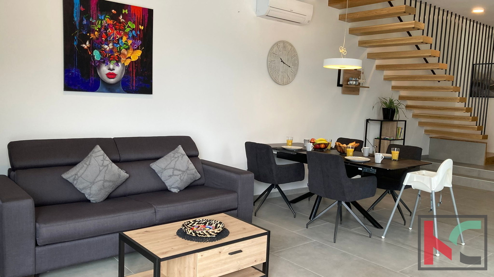 ISTRA&comma; PULA&comma; NOVA SUVREMENA KU&Cacute;A SA BAZENOM&comma; &num;EKSLUZIVNA PRODAJA