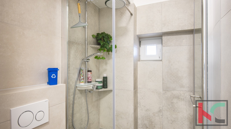 PULA&comma; CENTER&comma; RENOVIRANO STANOVANJE 62&comma;48 m2 2S&plus;DB&comma; &num;PRODAJA