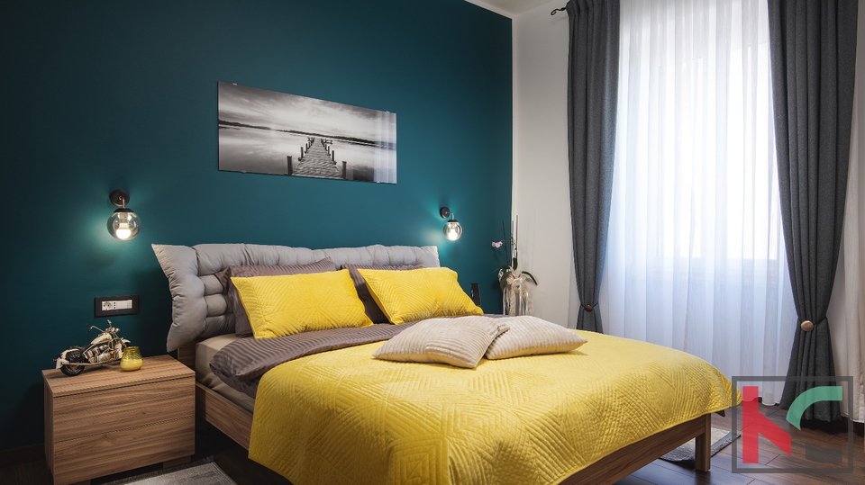 PULA&comma; CENTER&comma; RENOVIRANO STANOVANJE 62&comma;48 m2 2S&plus;DB&comma; &num;PRODAJA