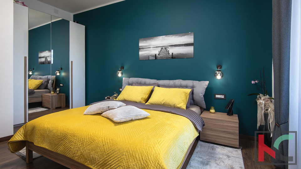 PULA&comma; CENTER&comma; RENOVIRANO STANOVANJE 62&comma;48 m2 2S&plus;DB&comma; &num;PRODAJA