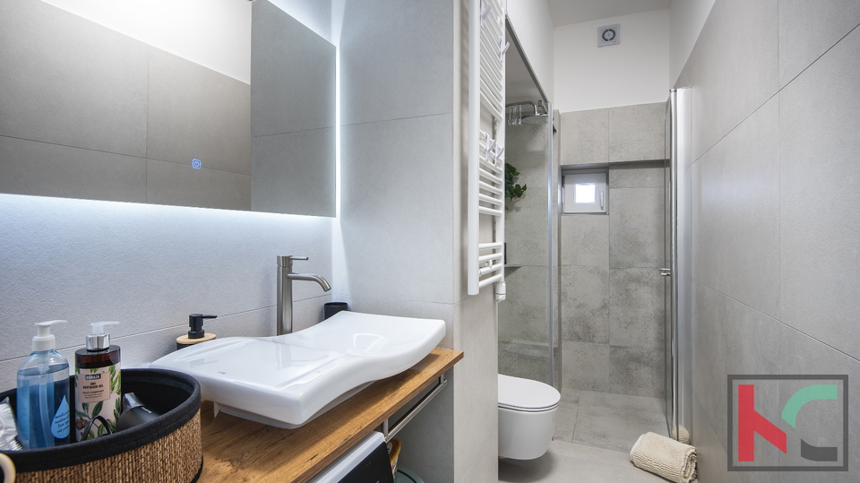 PULA&comma; CENTER&comma; RENOVIRANO STANOVANJE 62&comma;48 m2 2S&plus;DB&comma; &num;PRODAJA