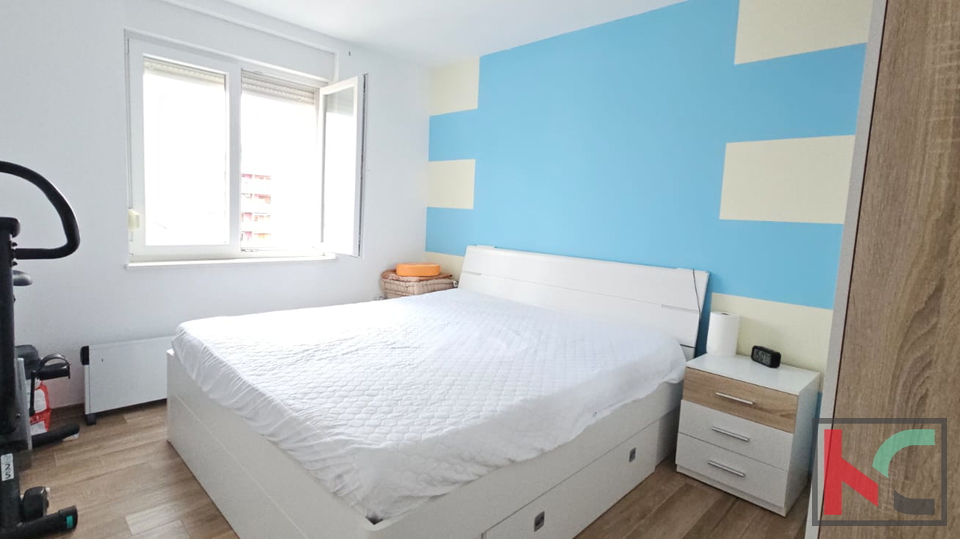 PULA&comma; KA&Scaron;TANJER&comma; TROSOBNI STAN SA BALKONOM &num;PRODAJA