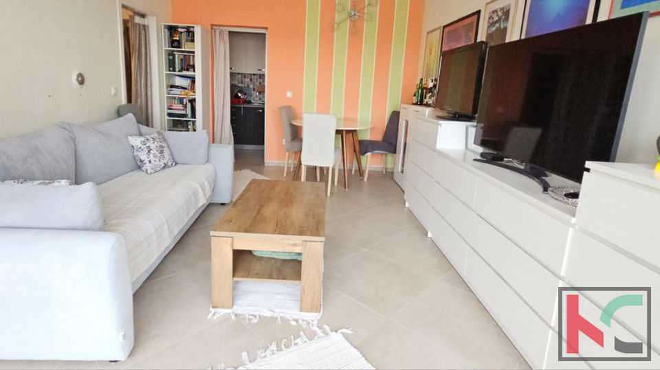 PULA&comma; KA&Scaron;TANJER&comma; TROSOBNI STAN SA BALKONOM &num;PRODAJA